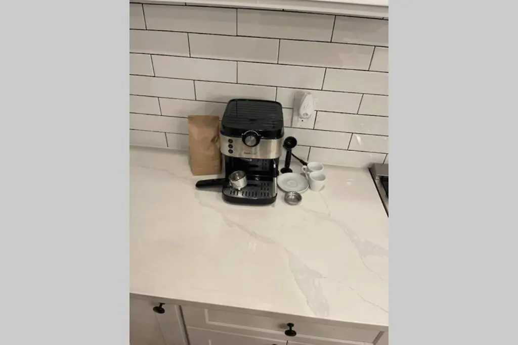 Private Gated House With Gym In Williamsburg Bk 10 Mins To Manhattan!-1